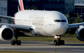 Emirates приостановила регистрацию на рейсы из аэропорта Дубая