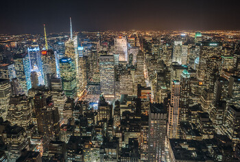 Нью-Йорк впервые признан самым дорогим для жизни городом мира
