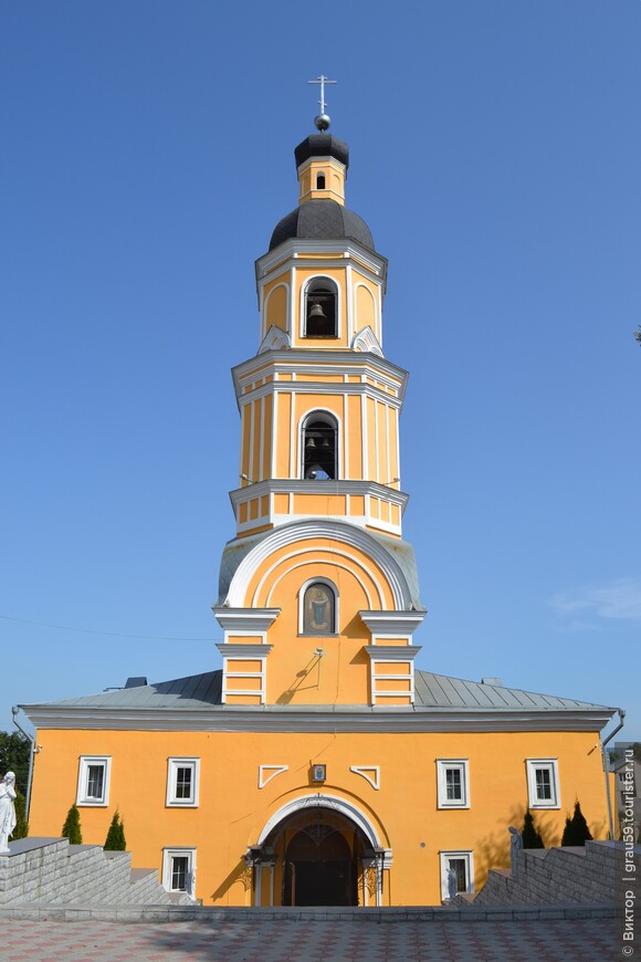 Собор, где Божественную литургию совершил Патриарх Всея Руси Алексий II