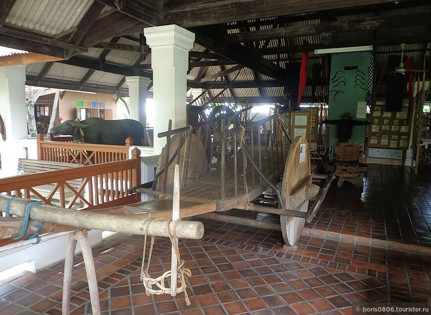 Интересный музей на тему крестьянского быта центрального Таиланда