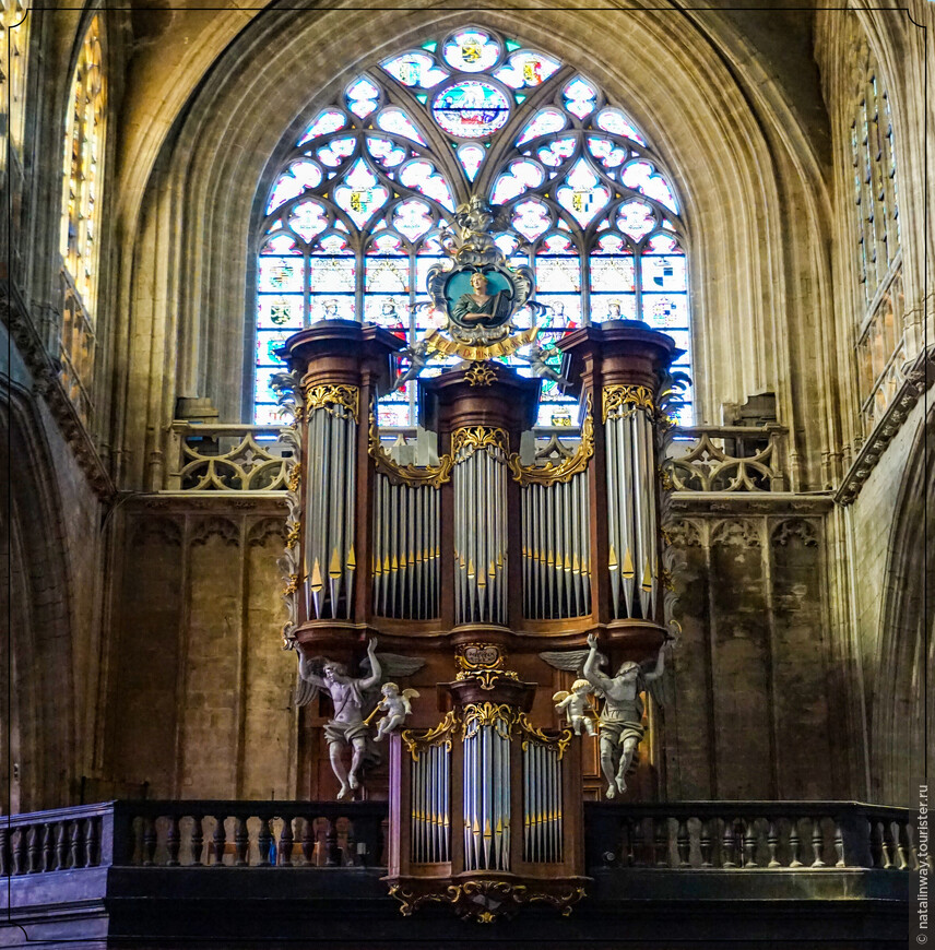 Орган был изготовлен в 1763 году мастером-органостроителем Барнабе Гойно
