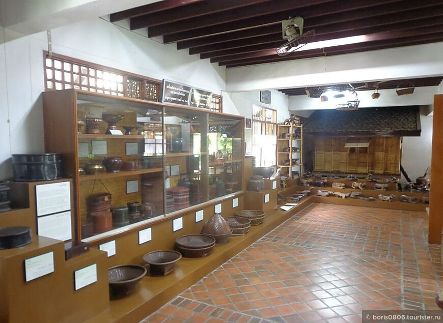 Прогулка по залам музея тайского быта