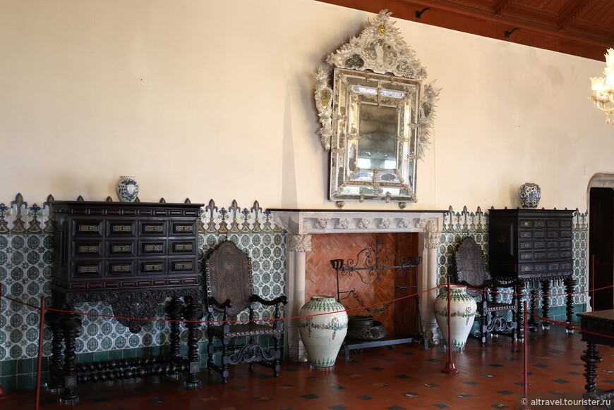 Мануэлинский зал стал главным залом королевской резиденции в годы правления Мануэла I.