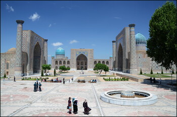 Узбекистан не планирует возобновлять работу карт «Мир»