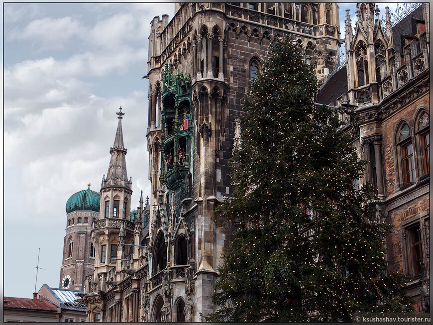 Мюнхен. История в скульптурах и приметы Рождества