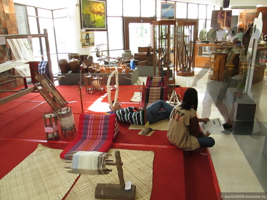 Музейная экспозиция на тему быта восточных провинций Таиланда