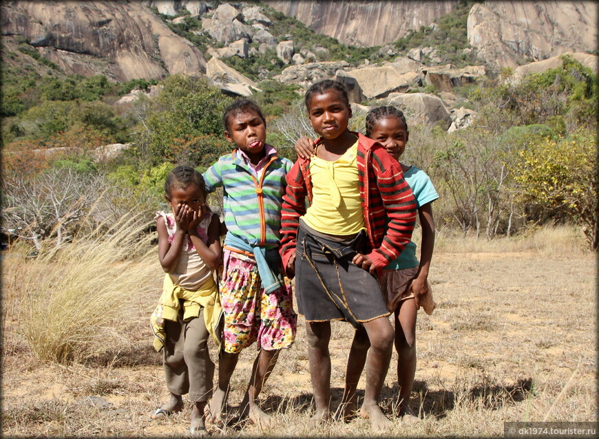 Мадагаскарские хроники — дорога в Ранохиру ч.2, парк лемуров Анжа