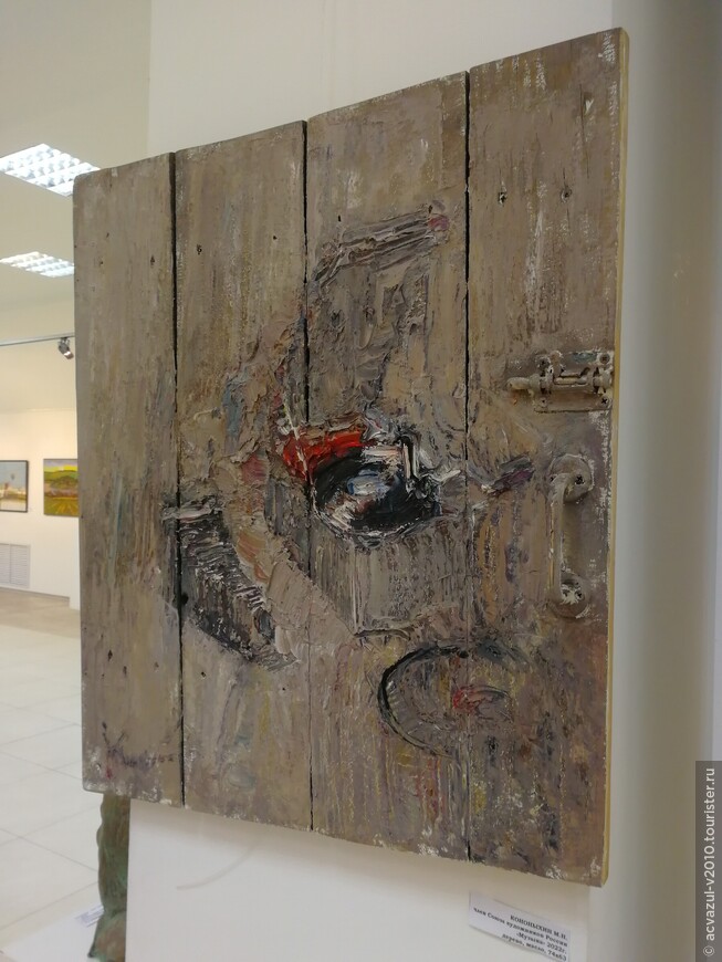 Итоговая выставка работ липецких художников в Центре изобразительных искусств
