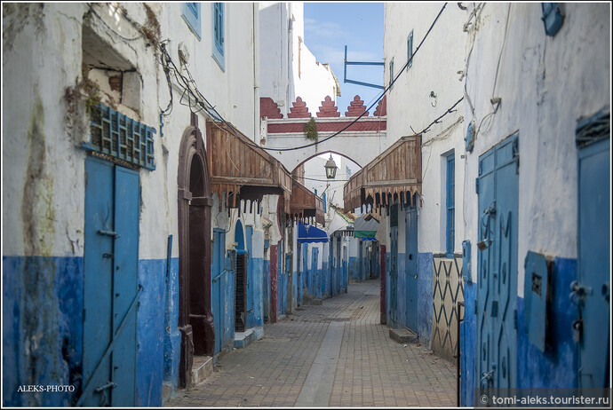 Мы были в Марокко в мае. Я долго выбирал, когда же туда поехать и выбрали именно этот месяц...