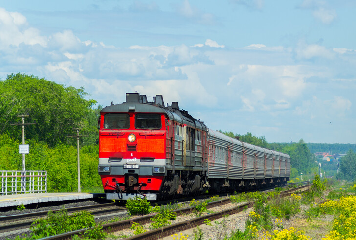 Поезд Санкт-Петербург — Челябинск