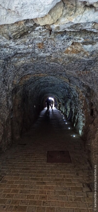 А вот и 47 - метровый тоннель