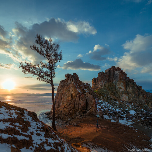 На Байкале турист погиб во время фотосессии 