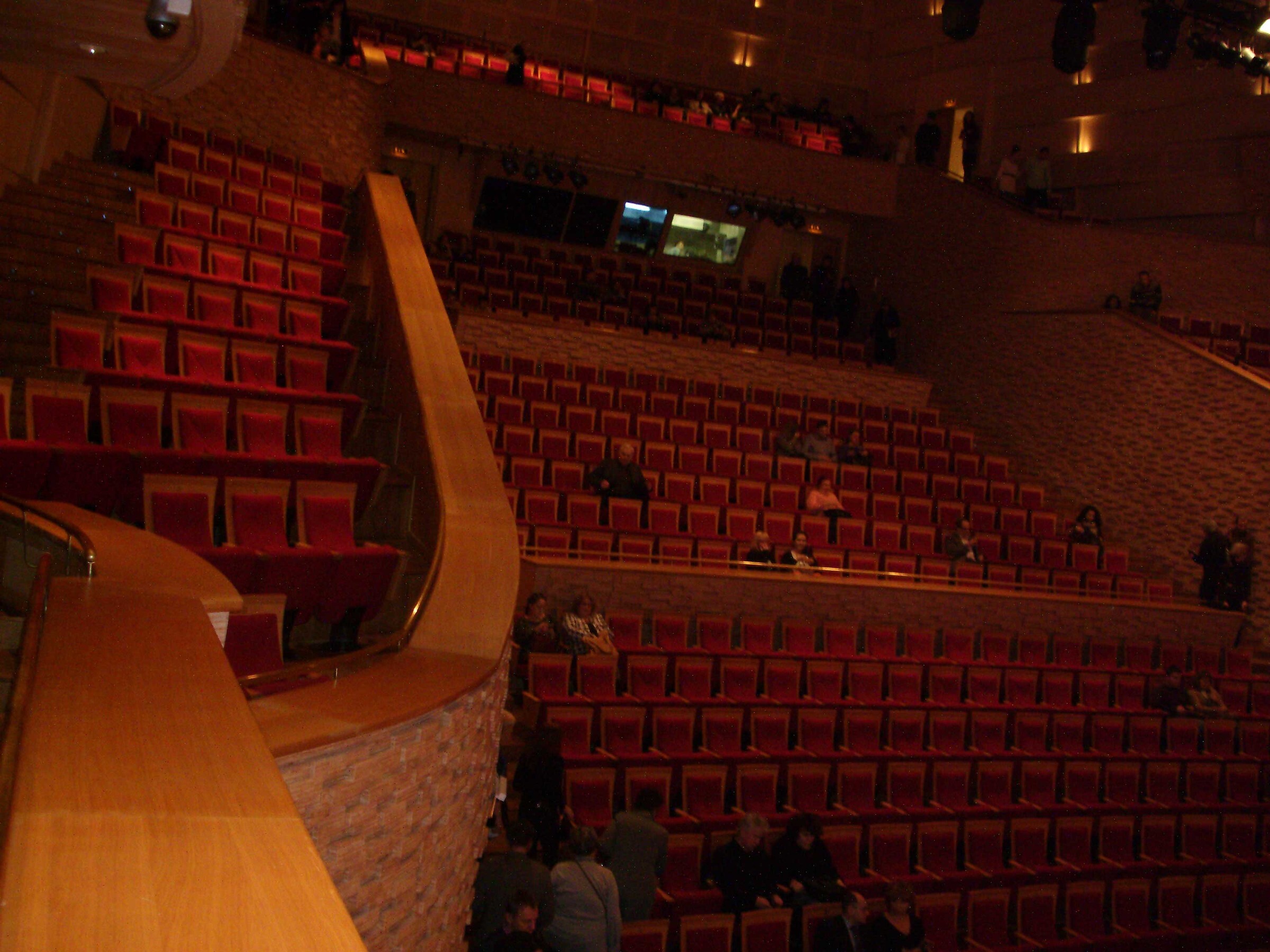 Местоположение театра. Концертный зал Мариинского театра. Гортеатр Новороссийск расположение мест.