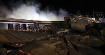 В Греции пассажирский поезд столкнулся с грузовым: 32 погибших 