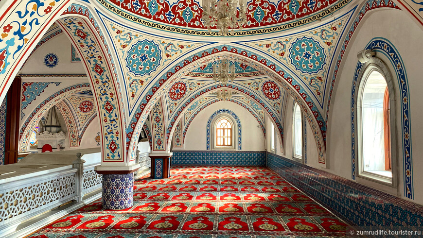 Женская часть в Мечети Merkez Külliye Camii в Манавгате