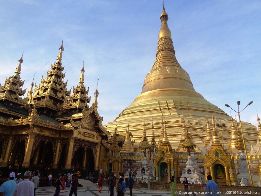 Крупнейшая золотая пагода в Мире — Шведагон в Янгоне (Бирма-Мьянма) и объект Всемирного наследия ЮНЕСКО
