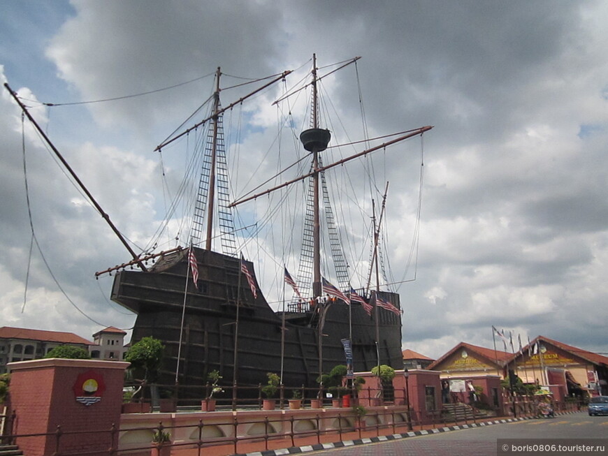 Музей — копия знаменитого португальского корабля