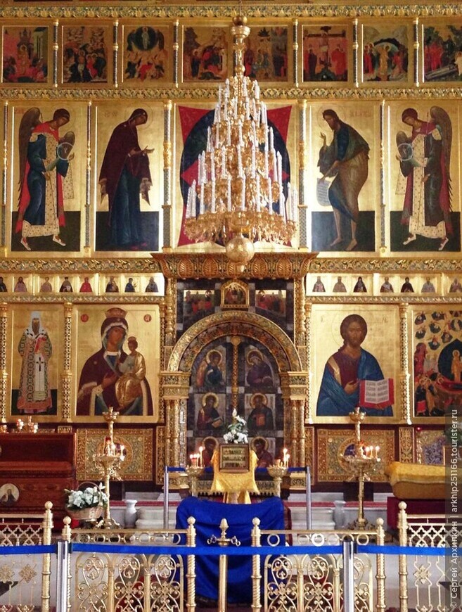 Прекрасный и древний Софийский  собор в Тобольске в стиле сибирского барокко