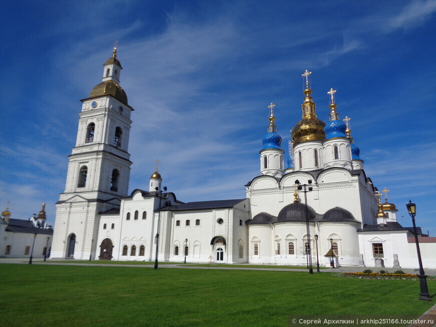 Красивый католический храм в стиле неоготики  — польский костел в Тобольске