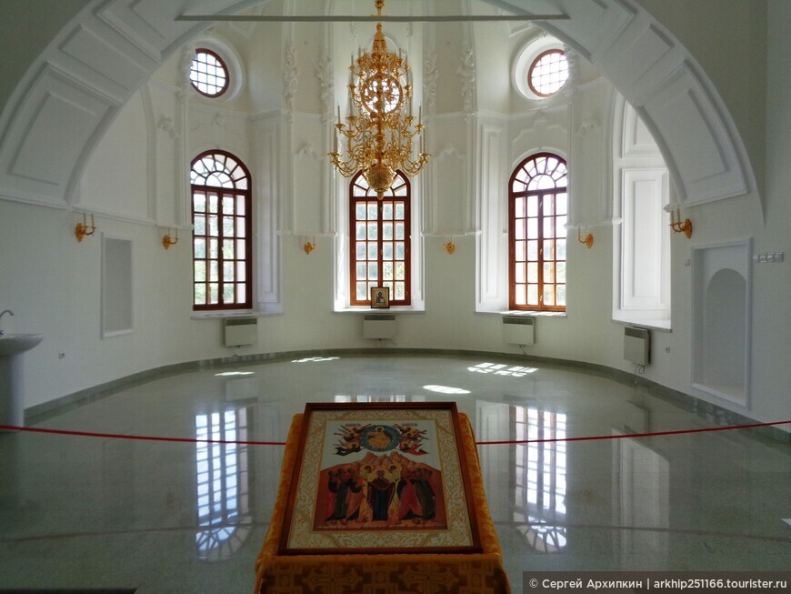 Церковь Святых праведных Захария и Елизаветы — самый красивый собор в Тобольске в стиле сибирского барокко