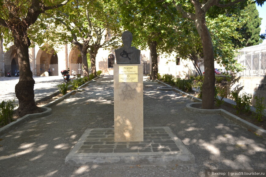 Прогулка по городу Родос в поисках исторических памятников 
