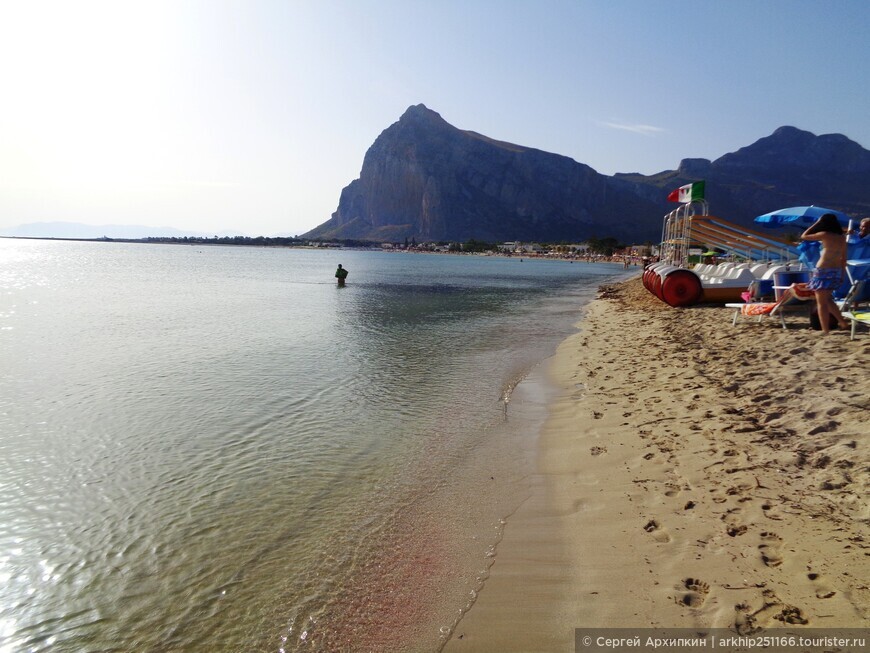 Песочный пляж Сан Вито Ло Капо в одноименном городке — лучший пляж на  Сицилии, да и во всей Италии