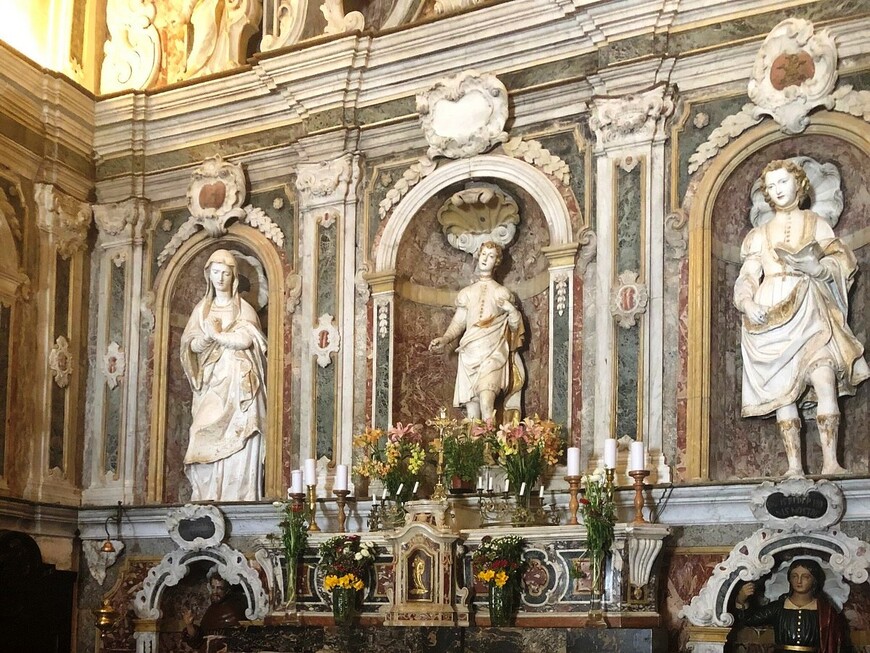 Сантуарио (Святилище) Святого  Вито в одноименном городке — в красивом месте на востоке Сицилии