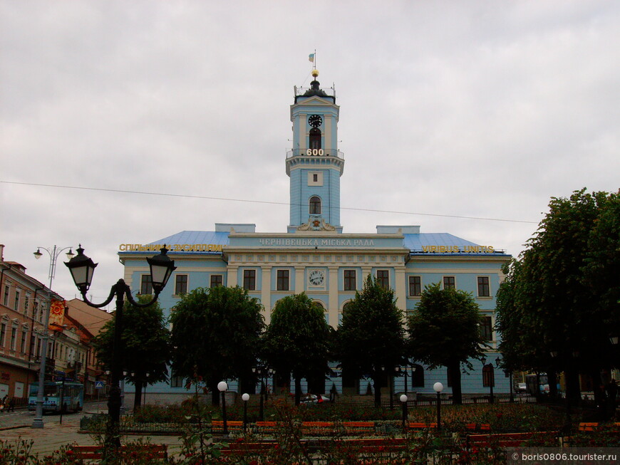 Черновцы — столица Буковины, приятный для посещения город