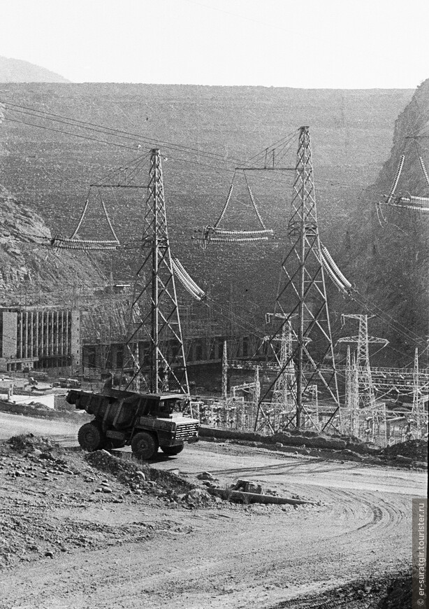 Нурекская ГЭС и окрестности