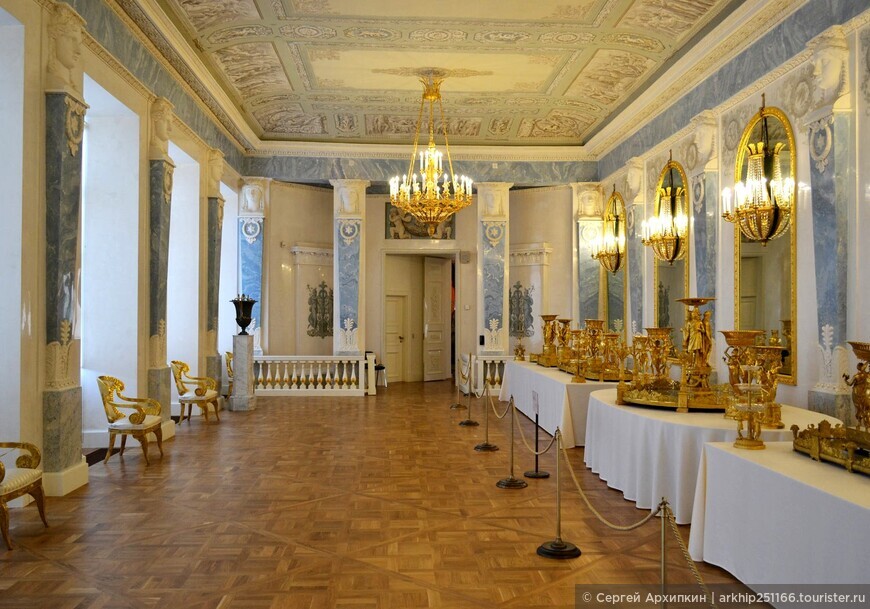 Музей Эрмитажа в здании Главного штаба на Дворцовой площади в Санкт-Петербурге