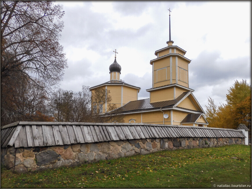 Пушкиногорье: Городище Воронич и имение Тригорское