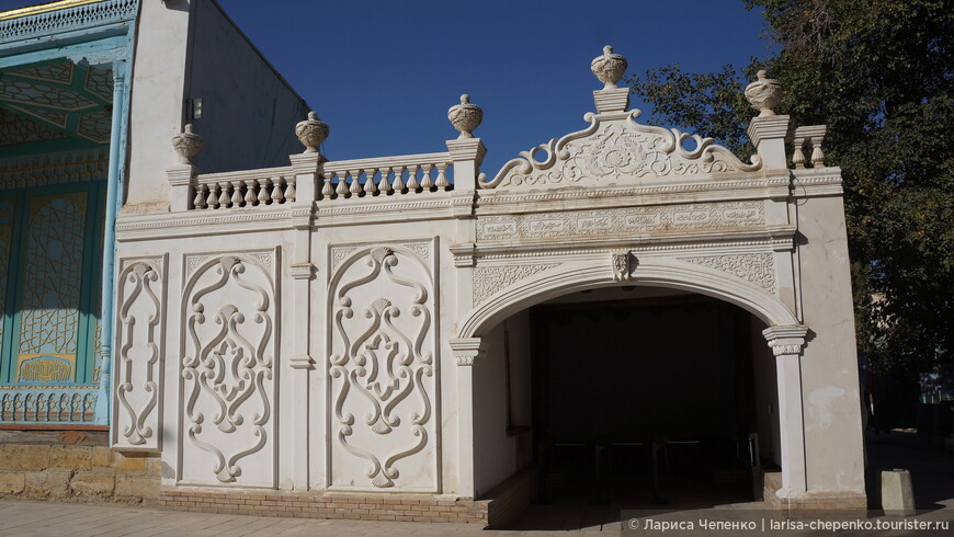 Ситораи Мохи-Хоса — летний дворец последнего бухарского эмира