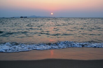 В Таиланде на пляже произошёл разлив нефтепродуктов