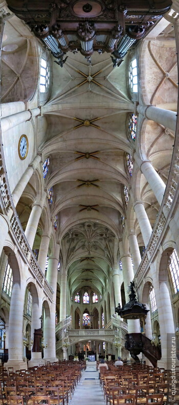 Париж. Церковь Сен-Этьен-дю-Мон. 2018-04-08