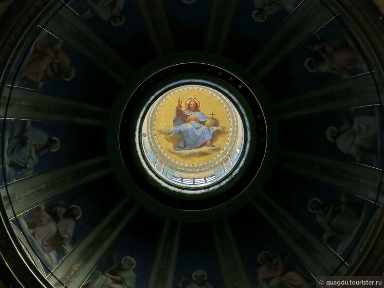 Рим. Церковь Сант-Агостино. Купол светового барабана. 2017-08-17