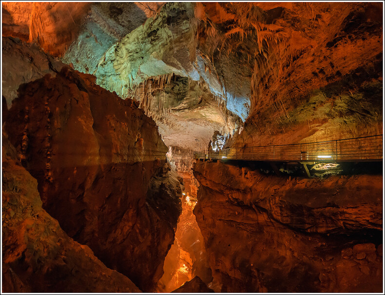 Пещера Джейта