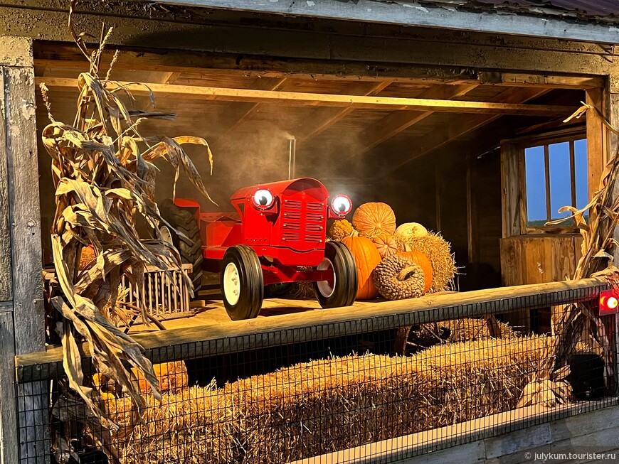 Малютка-трактор, исполняющий песни на ферме Cherry Crest