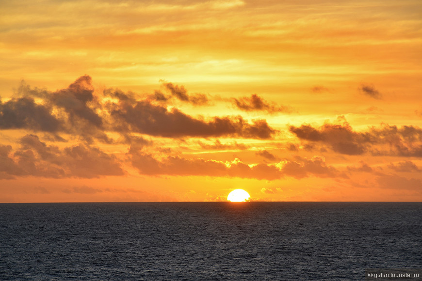 Круиз на Norwegian Sun по южным Карибам: о лайнере