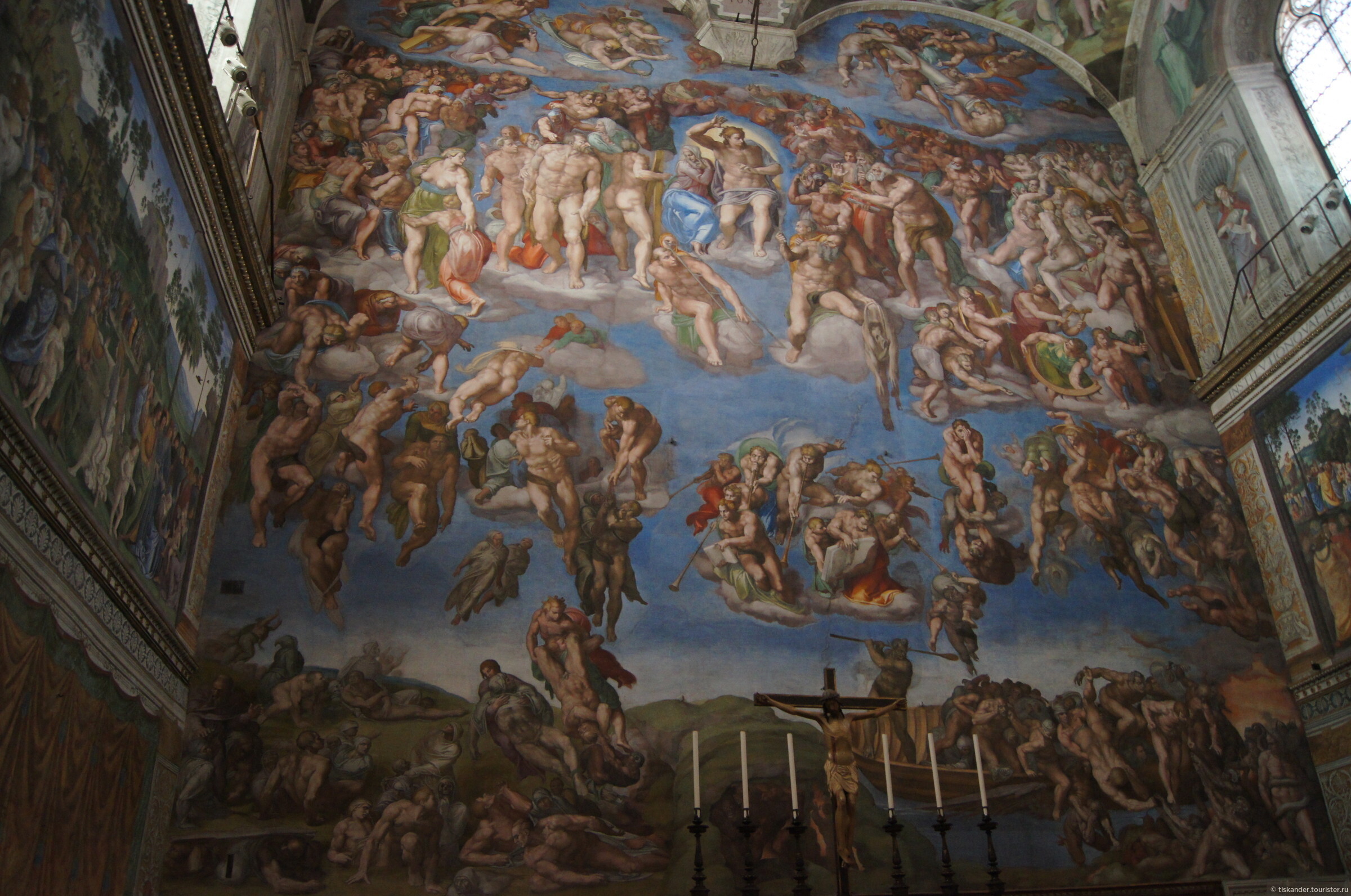 Страшный суд фрагменты. Микеланджело страшный суд фреска. Сикстинская капелла Микеланджело. Страшный суд Микеланджело Буонарроти. Сикстинская капелла фрески.