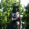 Рыцар в парке Ратуши