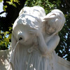 Скульптура на памятнике Императрице Елизаветы