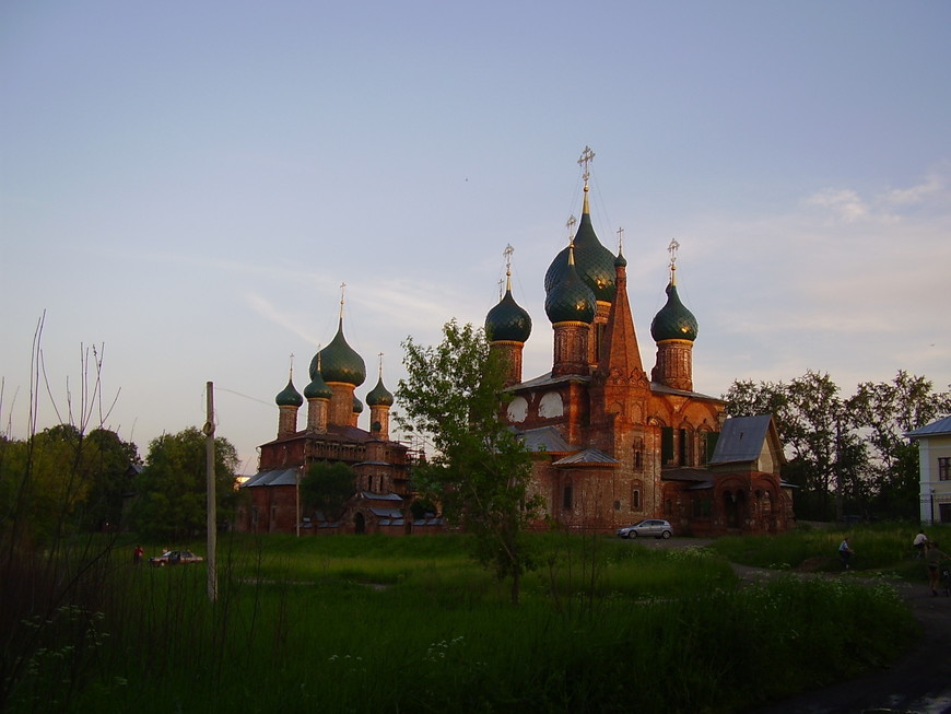 Ансамбль Коровники. Церковь Иоанна Златоуста и Владимирская