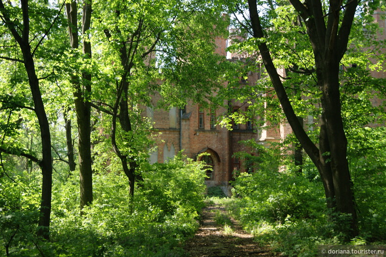 Замок Даховских - малоизвестная достоимечательность Украины