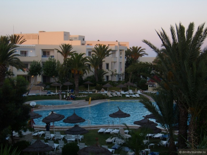Случайный Тунис или ключ от Сахары, часть 1: повесть об отеле и побережье