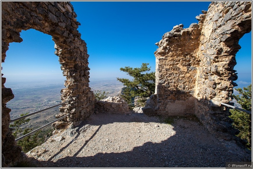 Три Крепости. Замки Северного Кипра.