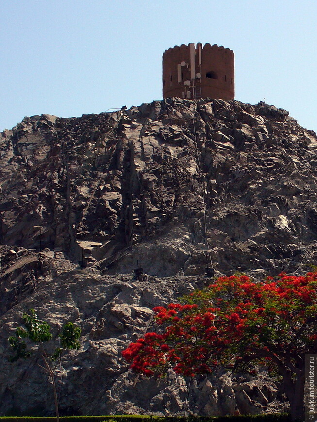 Оман — страна пяти сотен крепостей. Часть 3: Маскат