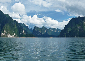 Национальный парк Кхао Сок и озеро Чео Лан