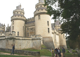 Франция Замок Пьерфон 2009