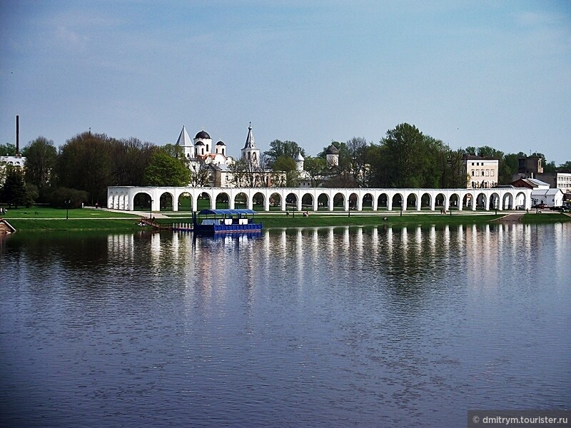 Панорама Торга и Ярославова дворища