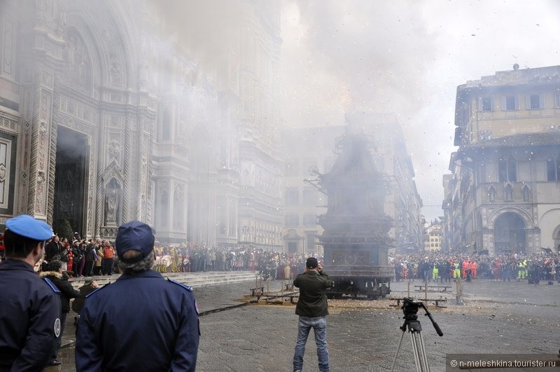 Взрыв повозки или Празднование Пасхи во Флоренции